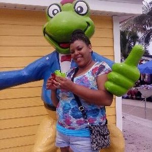 Meet your Posher, Sharee